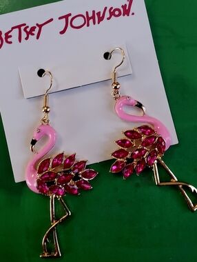 Pink Flamingo Crystal drop Dangle Earrings 🦩gold tone Trendy 🦩